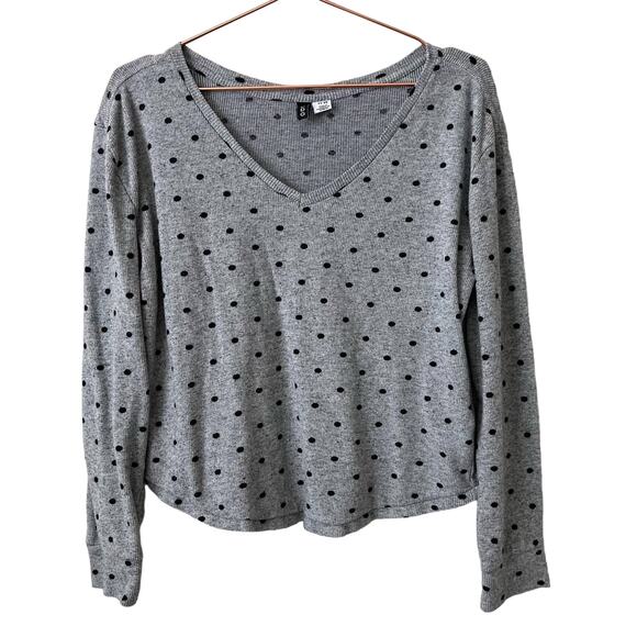 Urban Outfitters BDG V-Neck Long Sleeve Tee gray mini stripe black polka dot - Picture 1 of 5